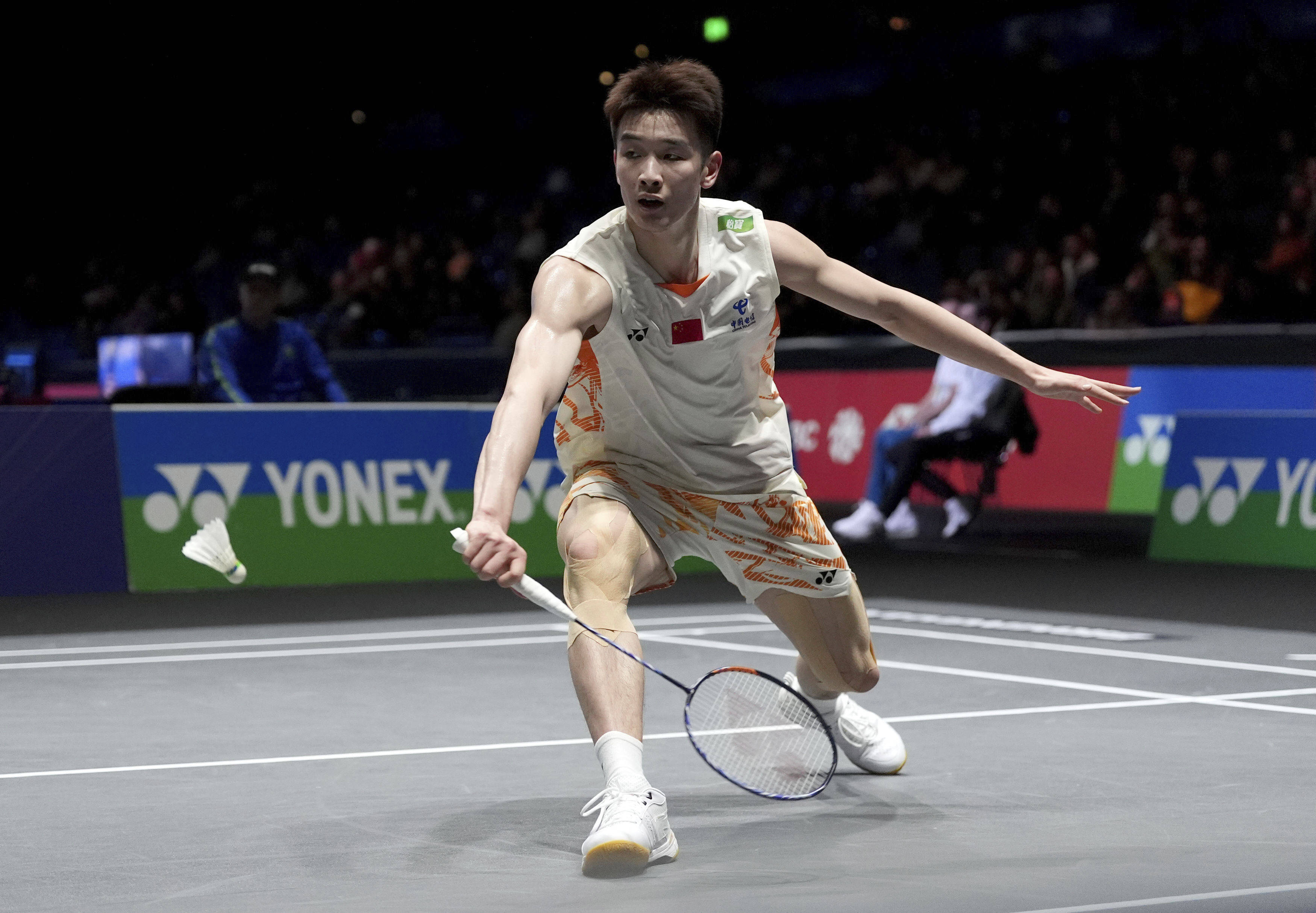 中国队轻取日本队，石宇奇关键制胜