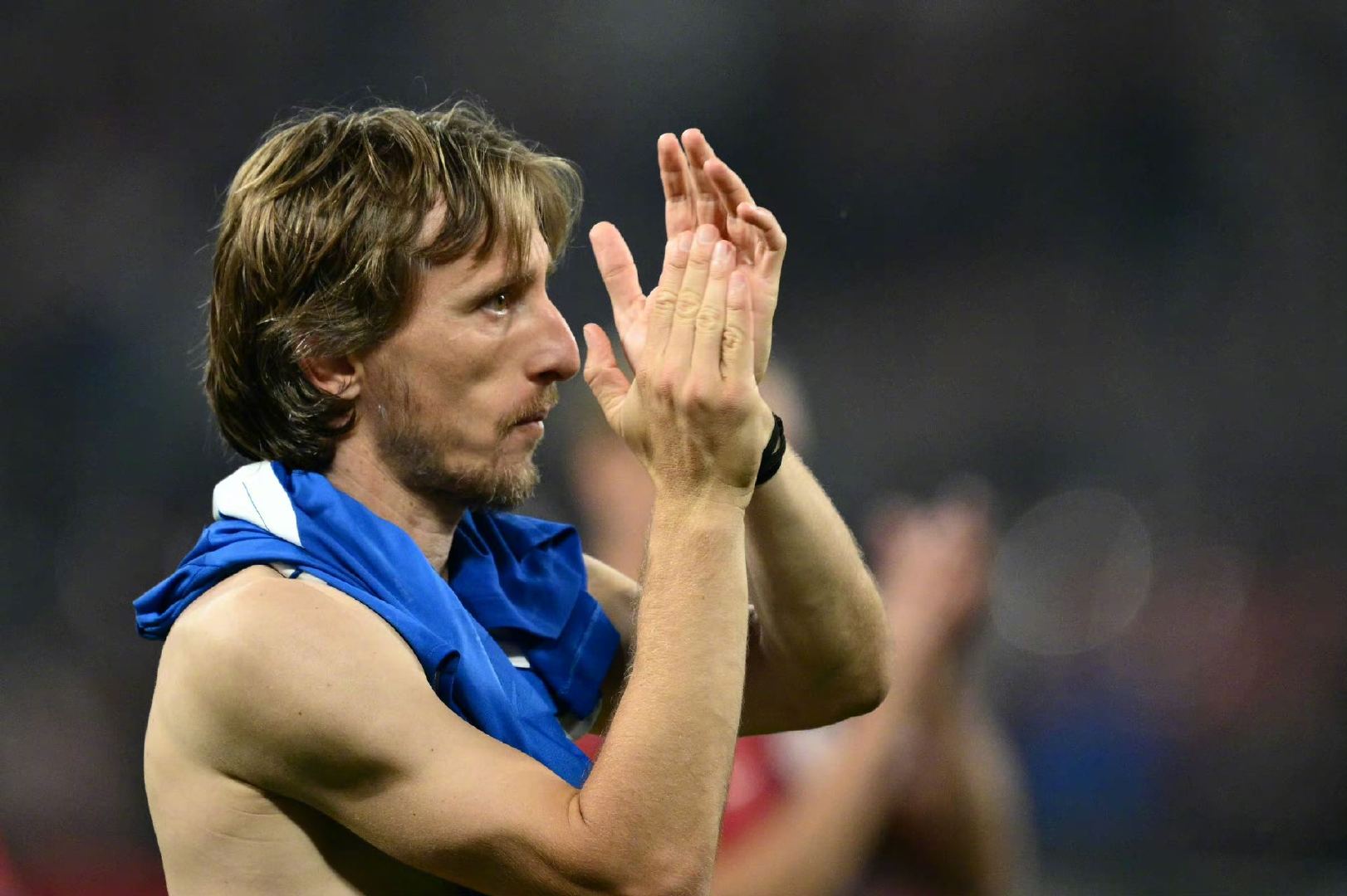 巴西完胜拜仁,莫德里奇高光表现 巴西完胜拜仁,莫德里奇高光表现