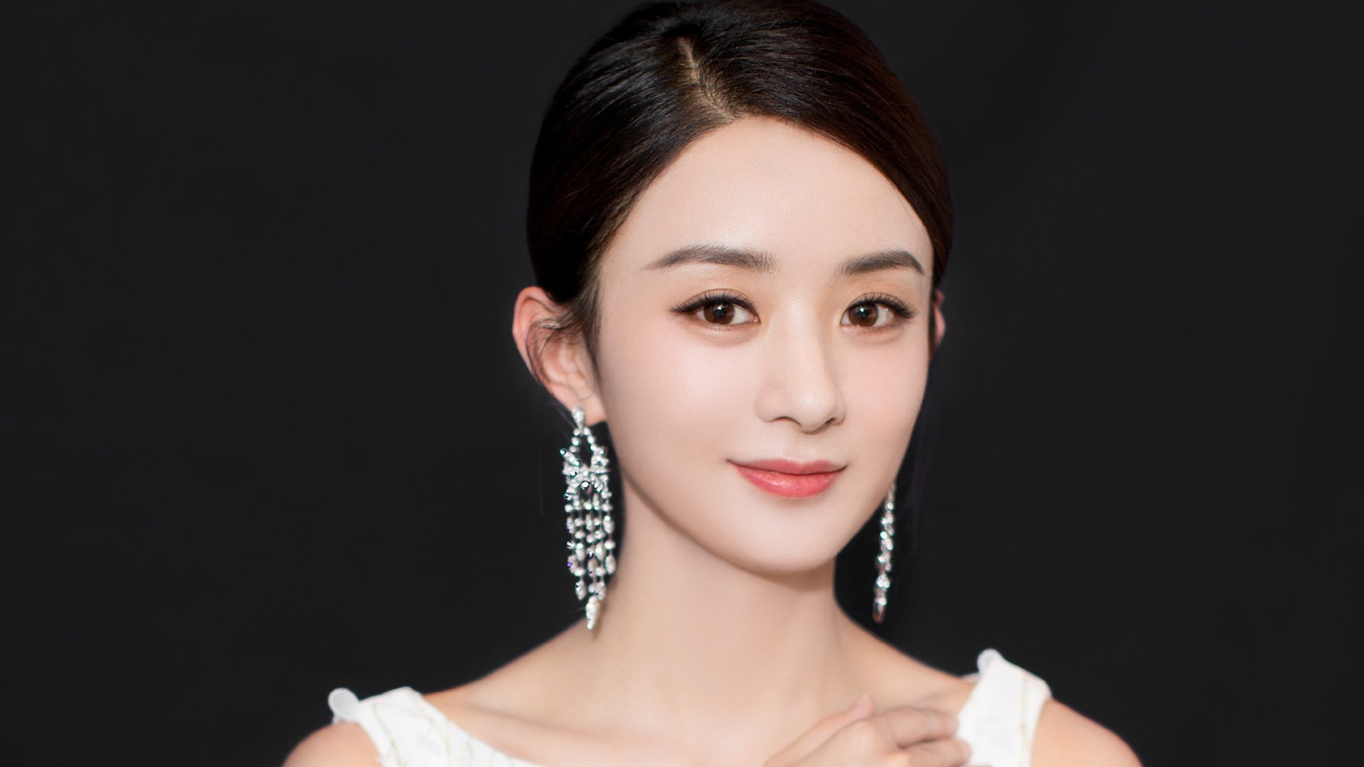 跨界风暴，深圳队爆冷猛龙，西亚卡姆F1年度争冠赛上演逆袭接管