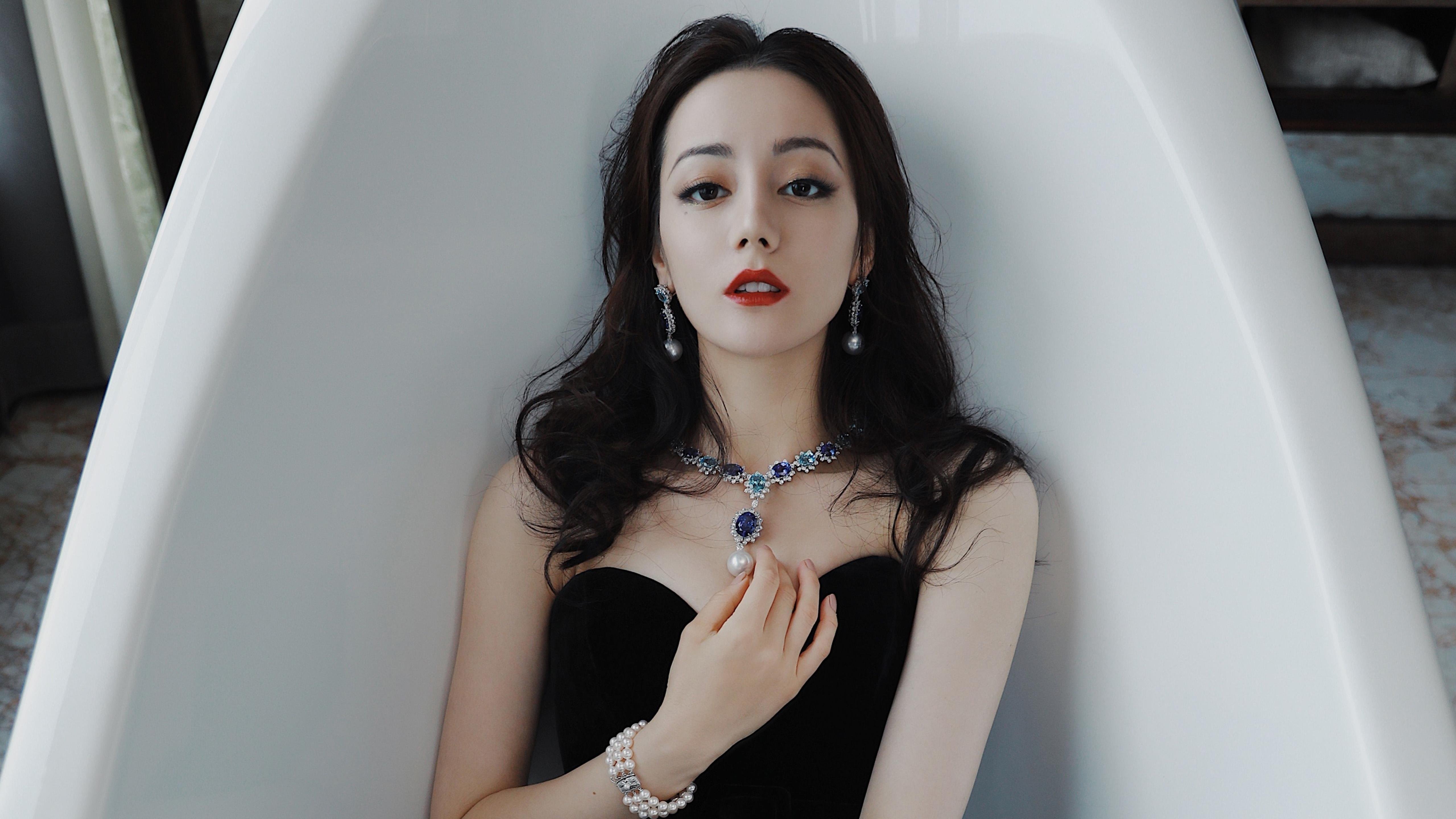 这是一篇关于2026世界杯A组关键战的深度报道。我为你构思了一个带有文化意象和比拟色彩的标题,并撰写了相应的文章内容